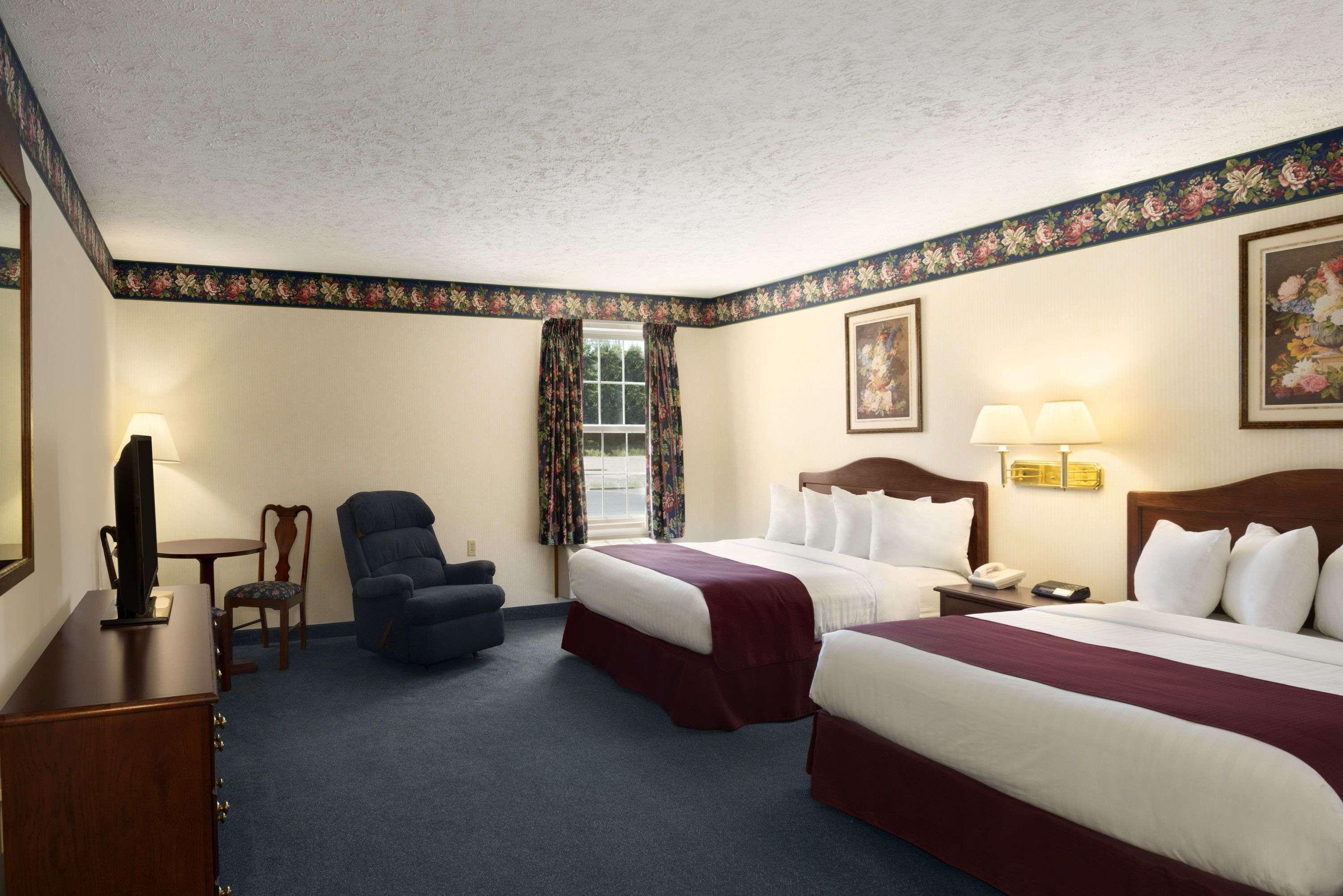 Days Inn By Wyndham Grayling Exterior foto